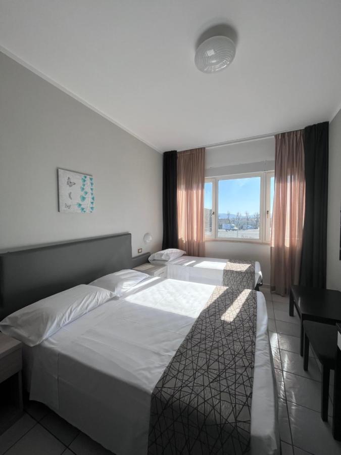 Hotel Letizia Фоллоніка Екстер'єр фото