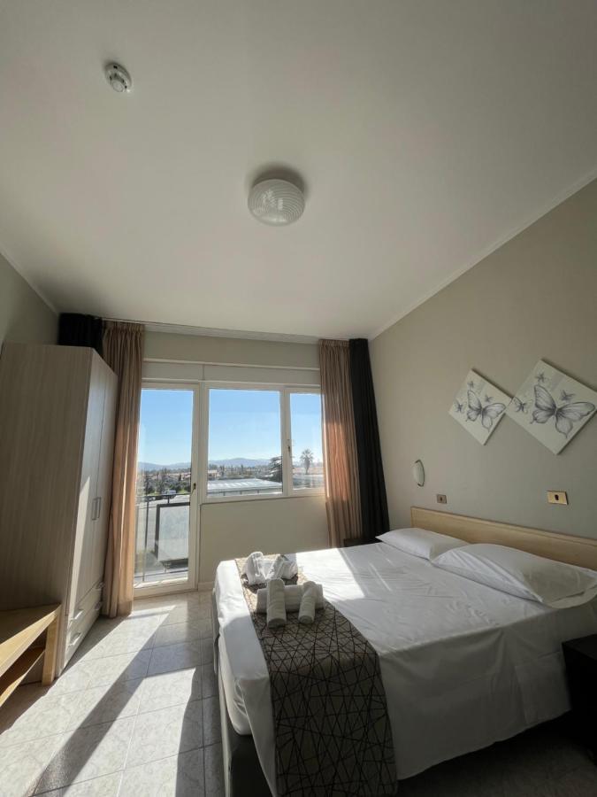 Hotel Letizia Фоллоніка Екстер'єр фото