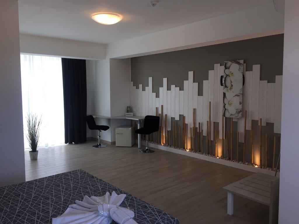 Hotel Letizia Фоллоніка Екстер'єр фото
