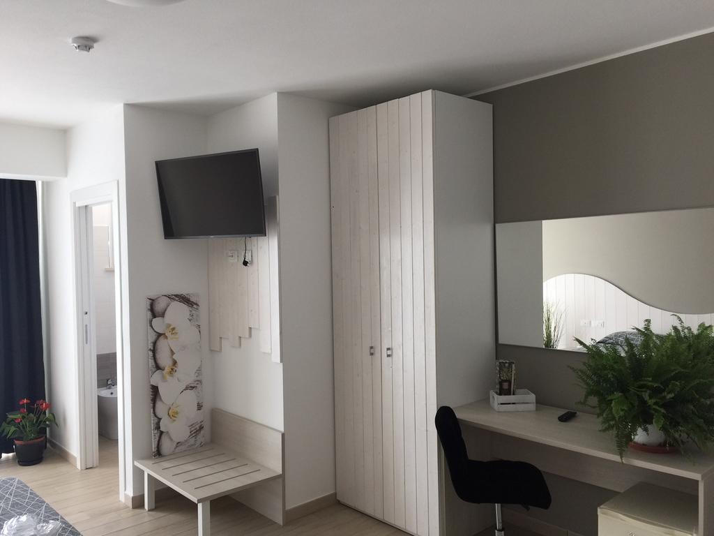 Hotel Letizia Фоллоніка Екстер'єр фото